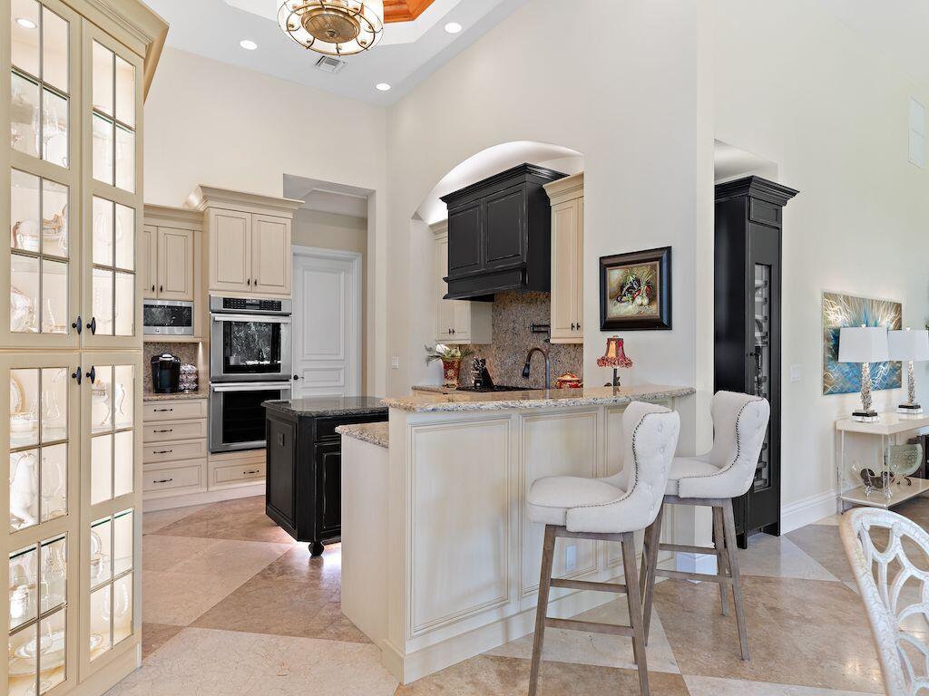 FIRST REPLAT OF RIVER POI - Residential