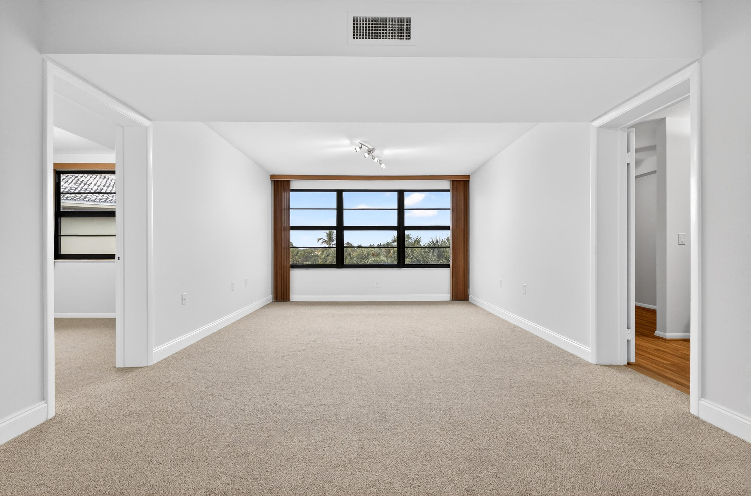 WHITEHALL VILLAGE - Residential Lease