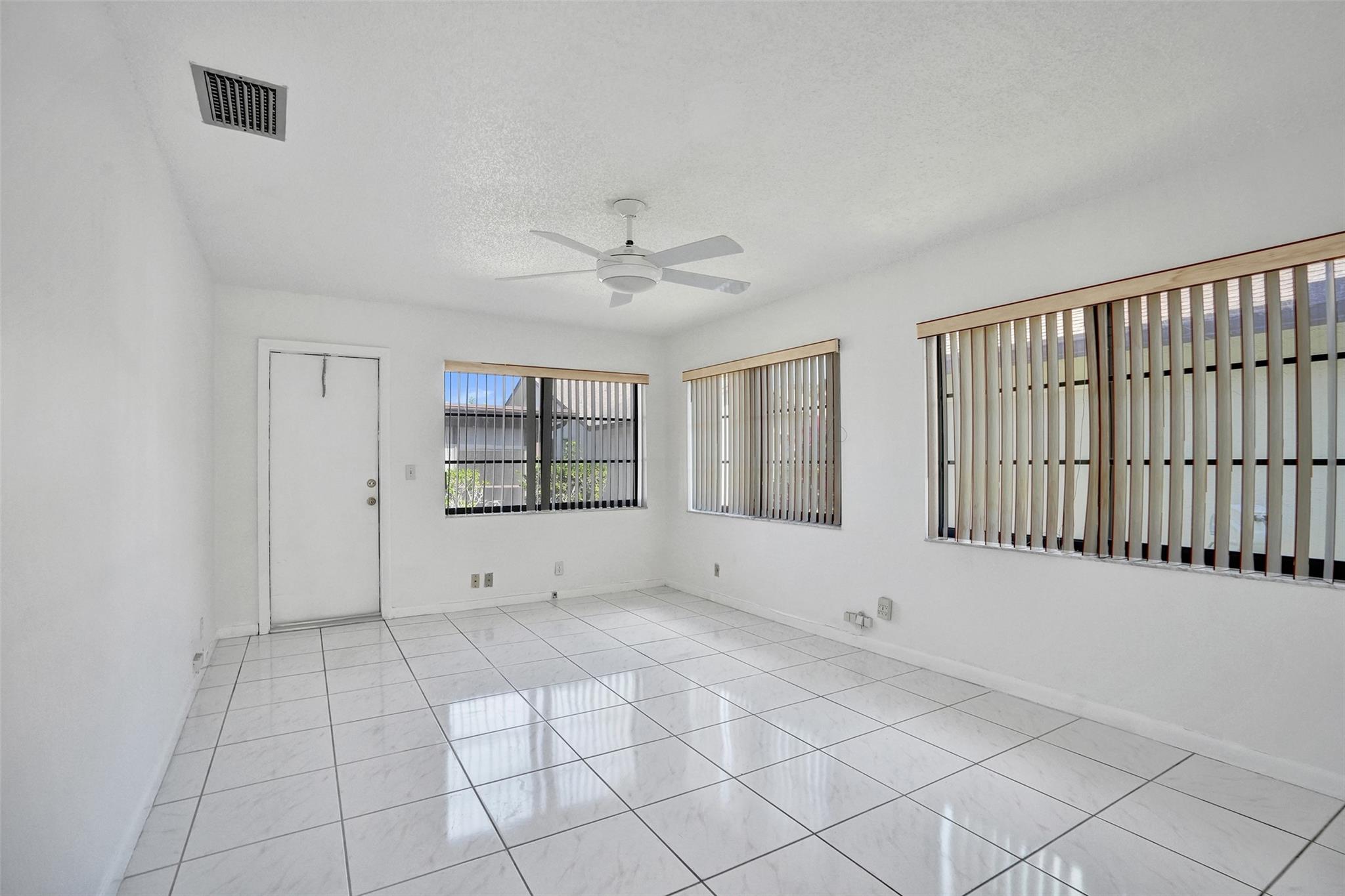 The Meadows Of Crystal Lake - Residential