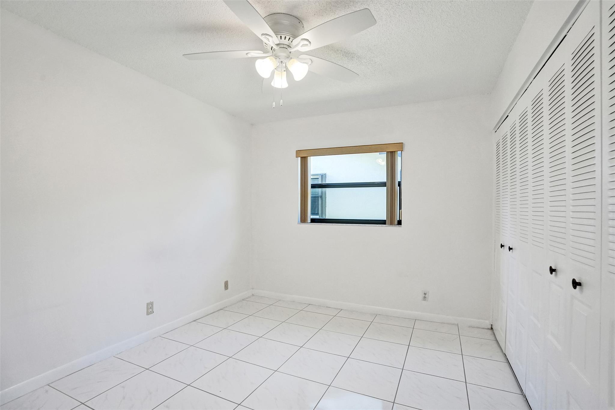 The Meadows Of Crystal Lake - Residential