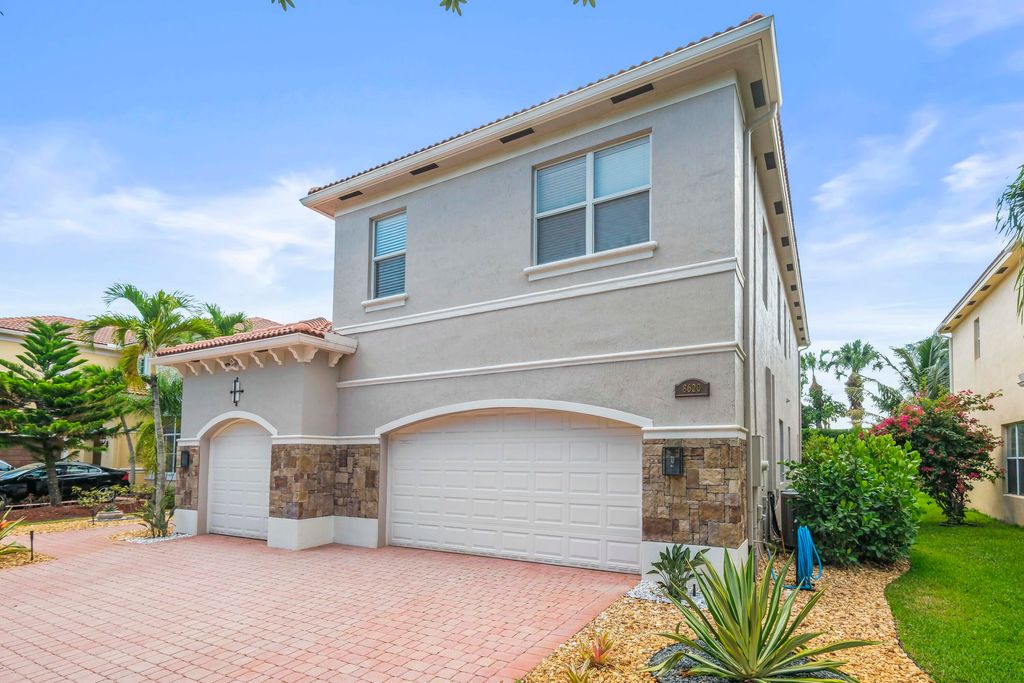 Photo of 8620 Cobblestone Point Circle, Boynton Beach, FL 33472 (MLS # R10990194)