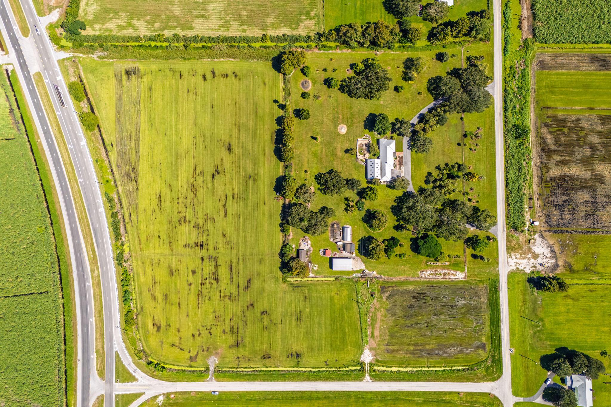 S/D OF 1-44-35 - Land