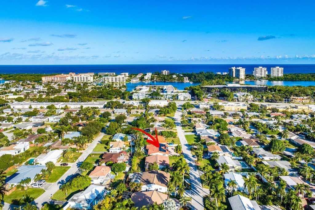 Photo of 451 NE 25th Terrace, Boca Raton, FL 33431 (MLS # R10996875)