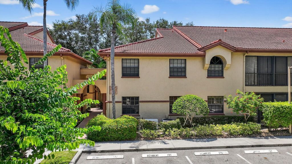 Photo of 5091 Splendido Court #L, Boynton Beach, FL 33437 (MLS # R11142507)