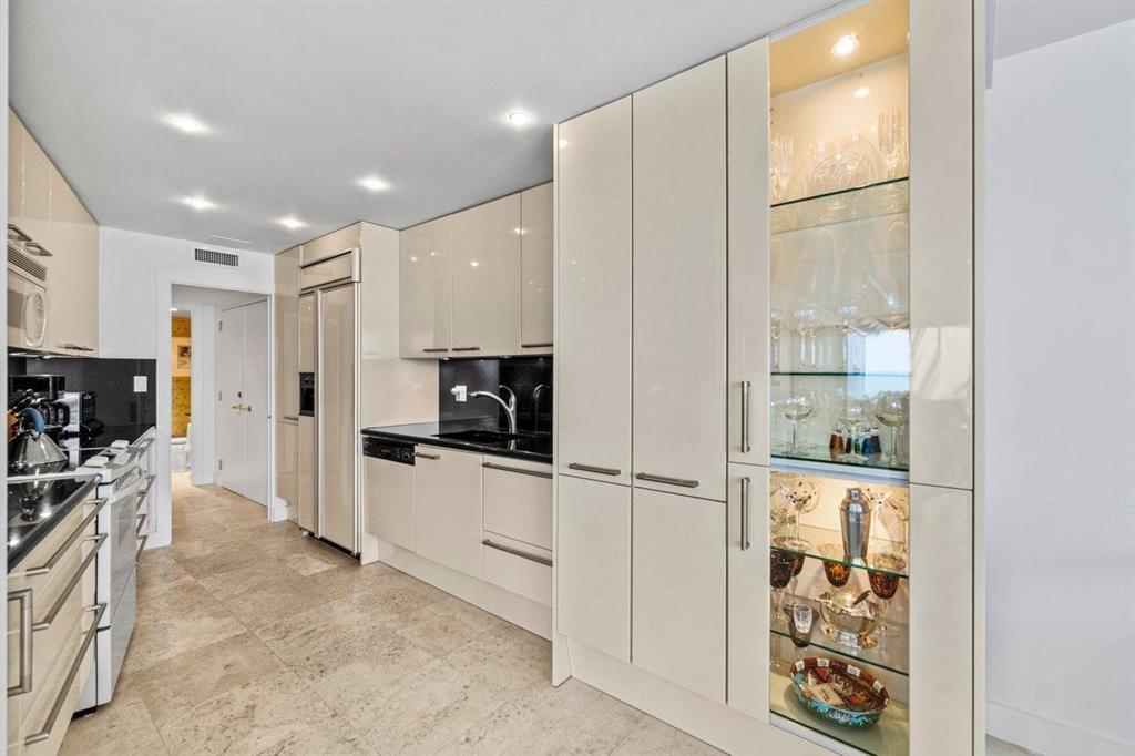 SUN AND SURF ONE HUNDRED - Residential