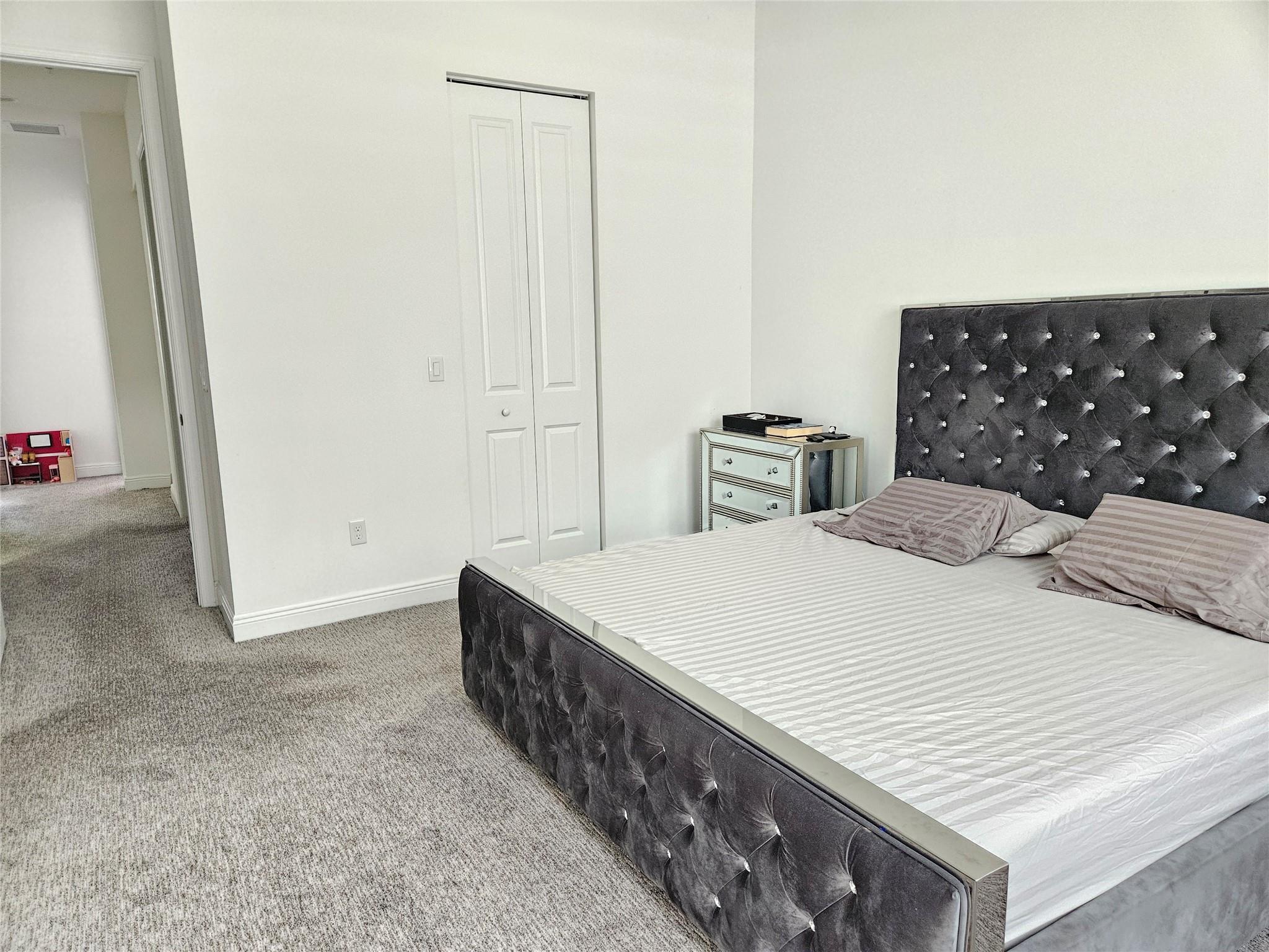 CEntra Falls West - Residential
