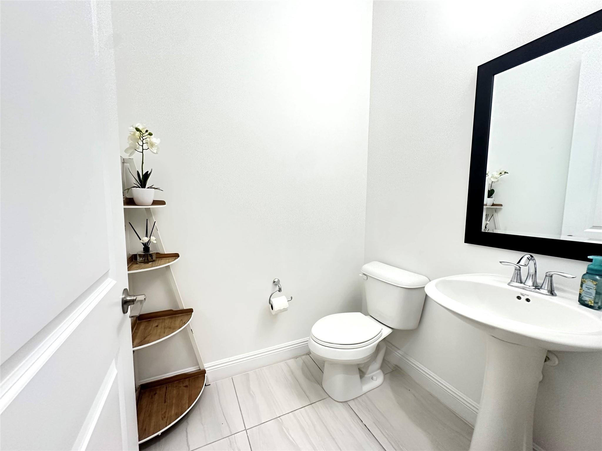 CEntra Falls West - Residential