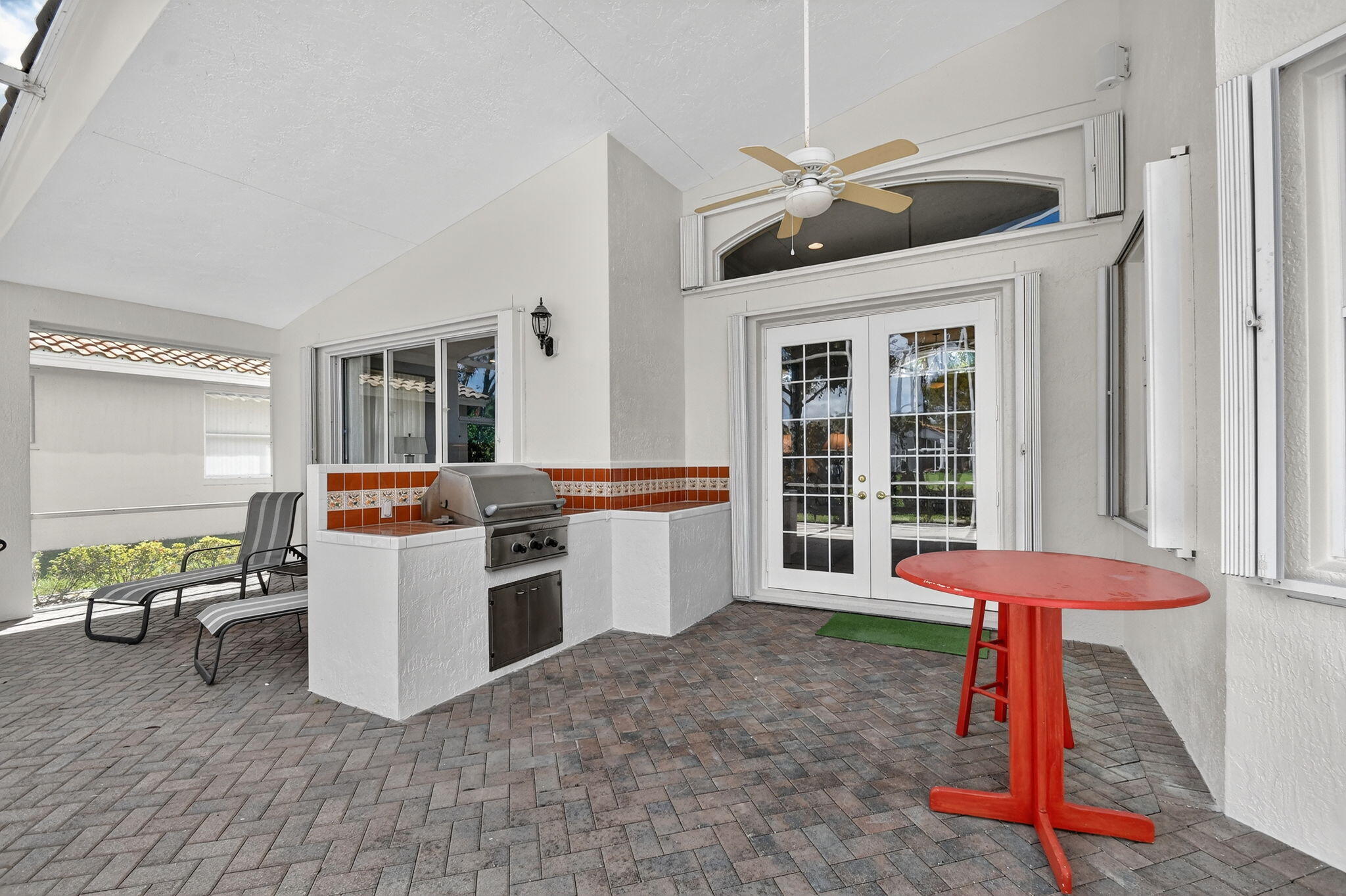 CASCADE LAKES - Residential