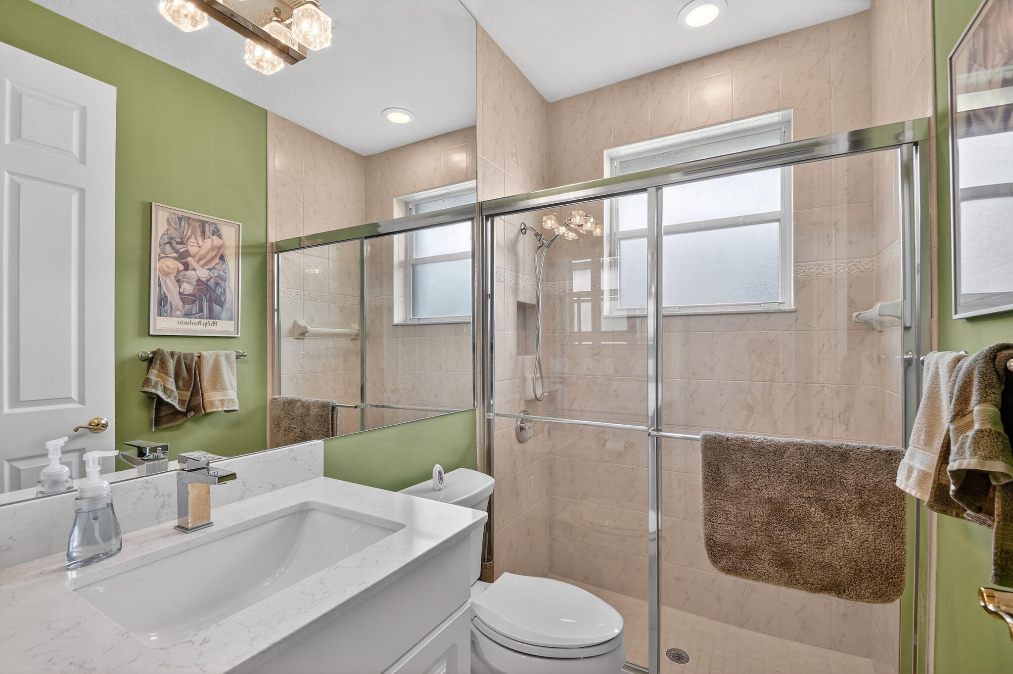 CASCADE LAKES - Residential