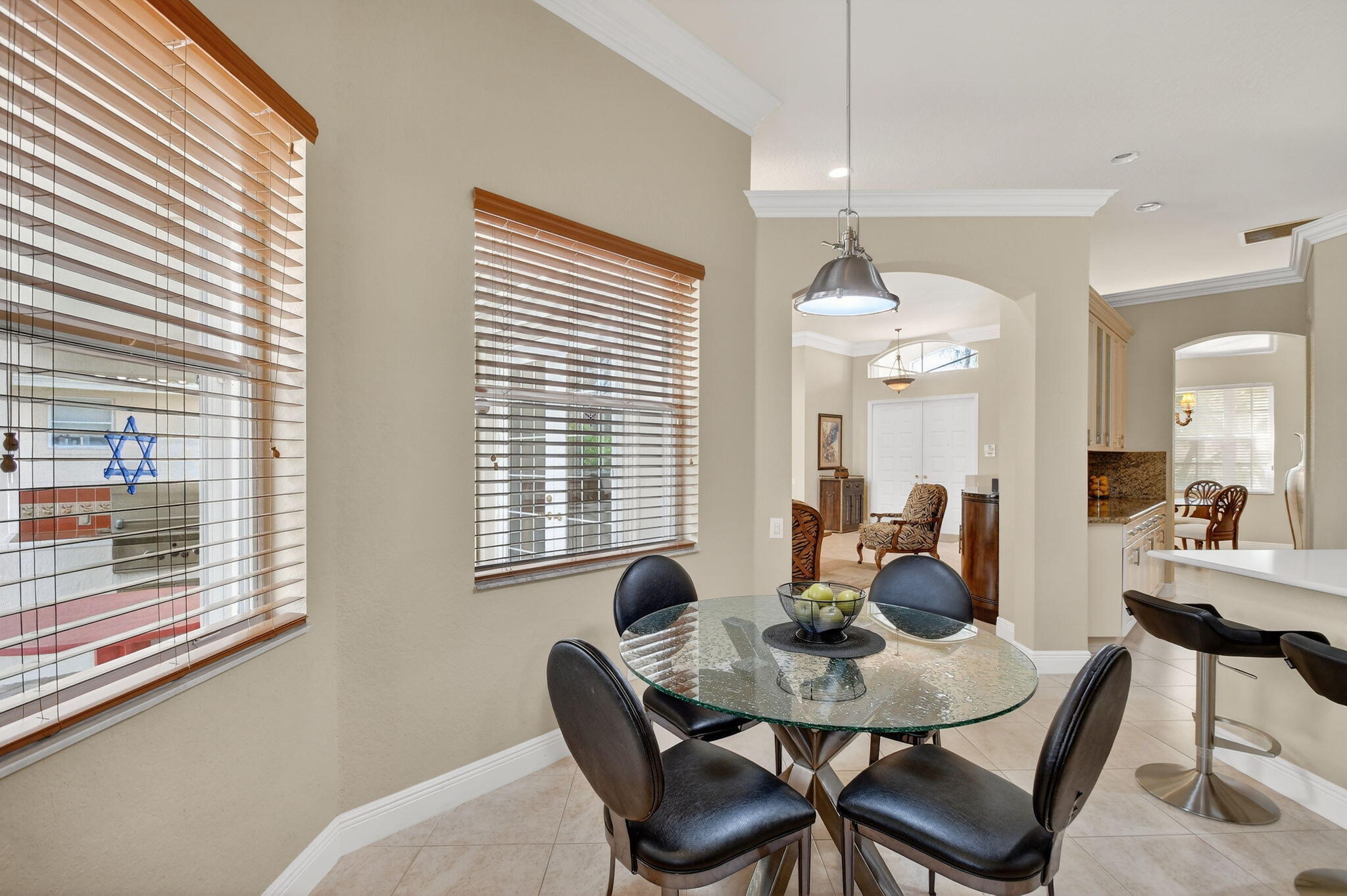 CASCADE LAKES - Residential