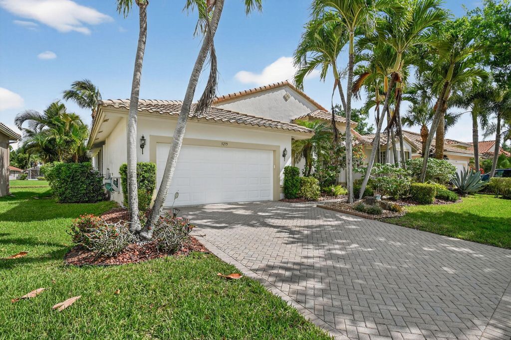 Photo of 5275 Brooklawn Terrace, Boynton Beach, FL 33437 (MLS # B26012002)