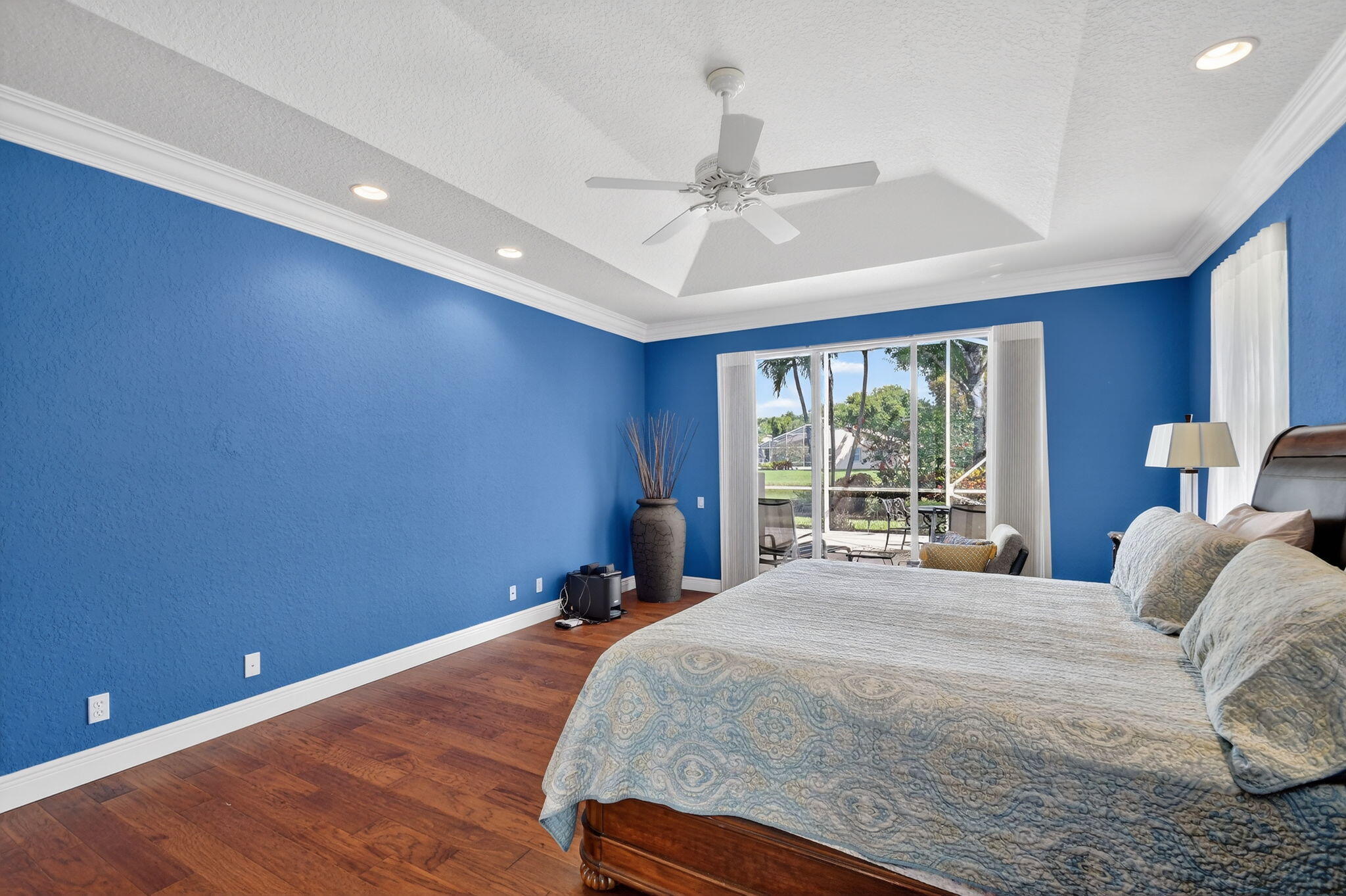 CASCADE LAKES - Residential