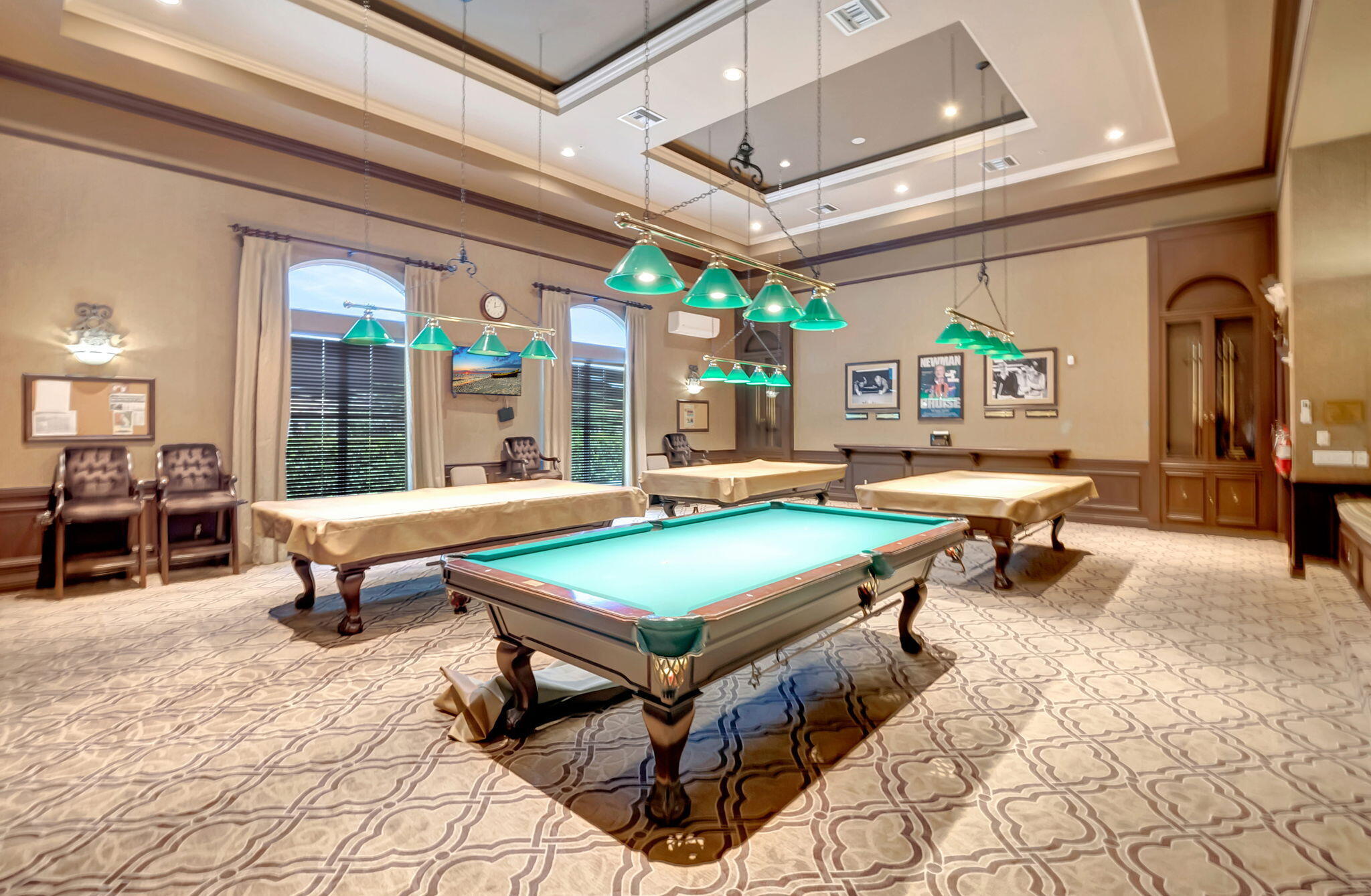 CASCADE LAKES - Residential