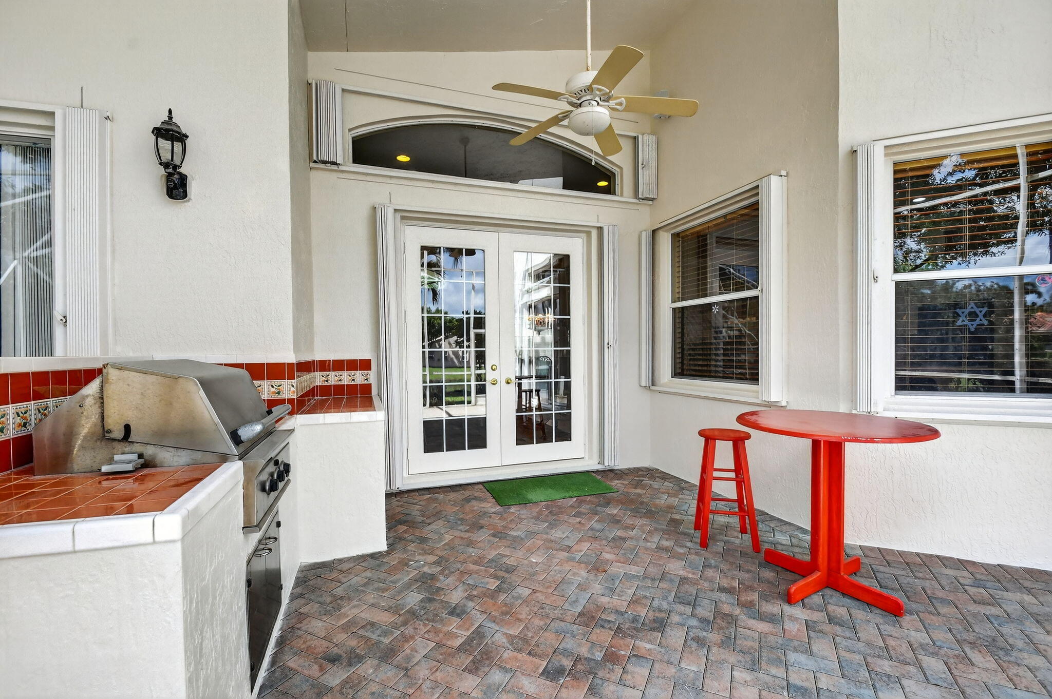 CASCADE LAKES - Residential