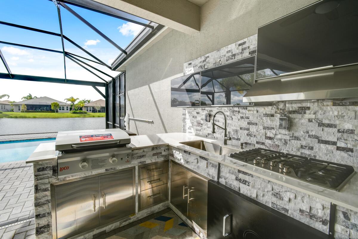 Valencia Cay - Residential