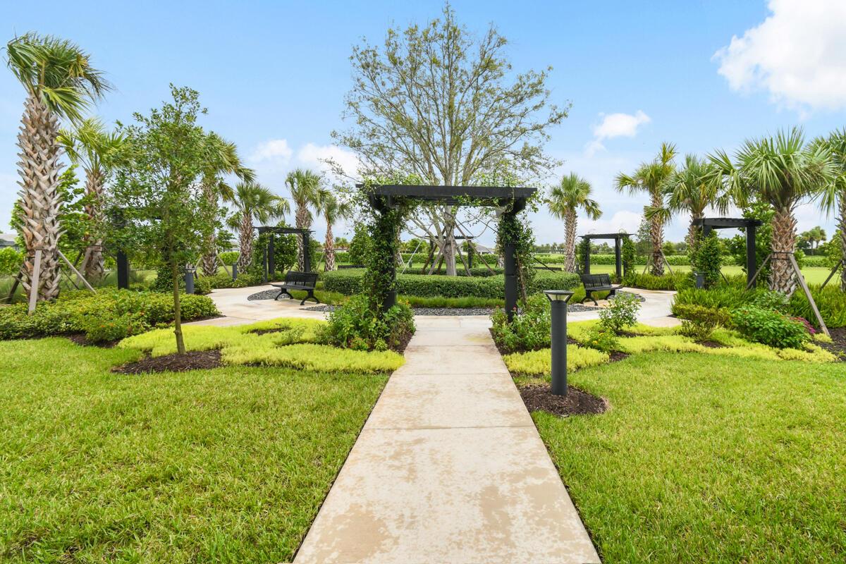 Valencia Cay - Residential