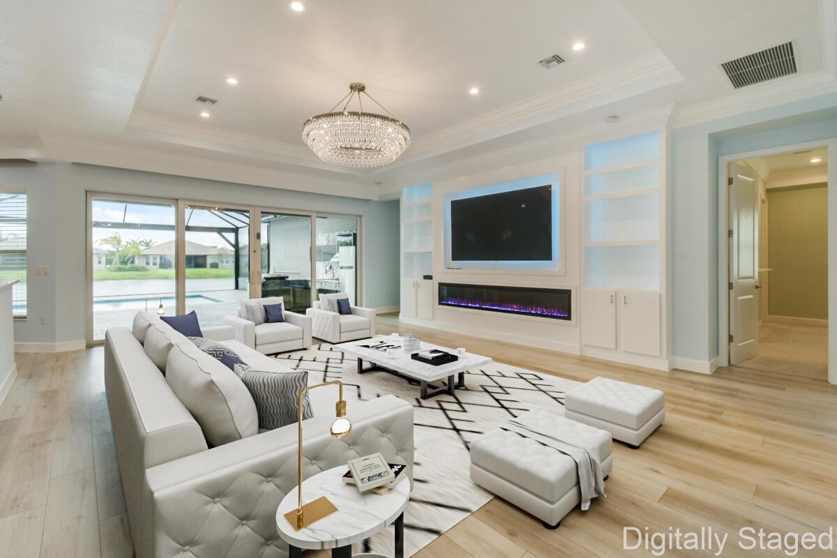 Valencia Cay - Residential
