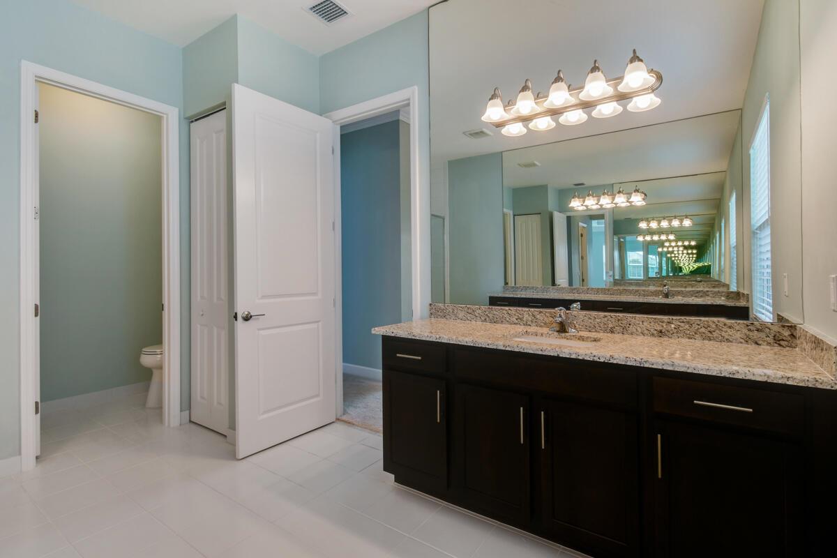 Valencia Cay - Residential