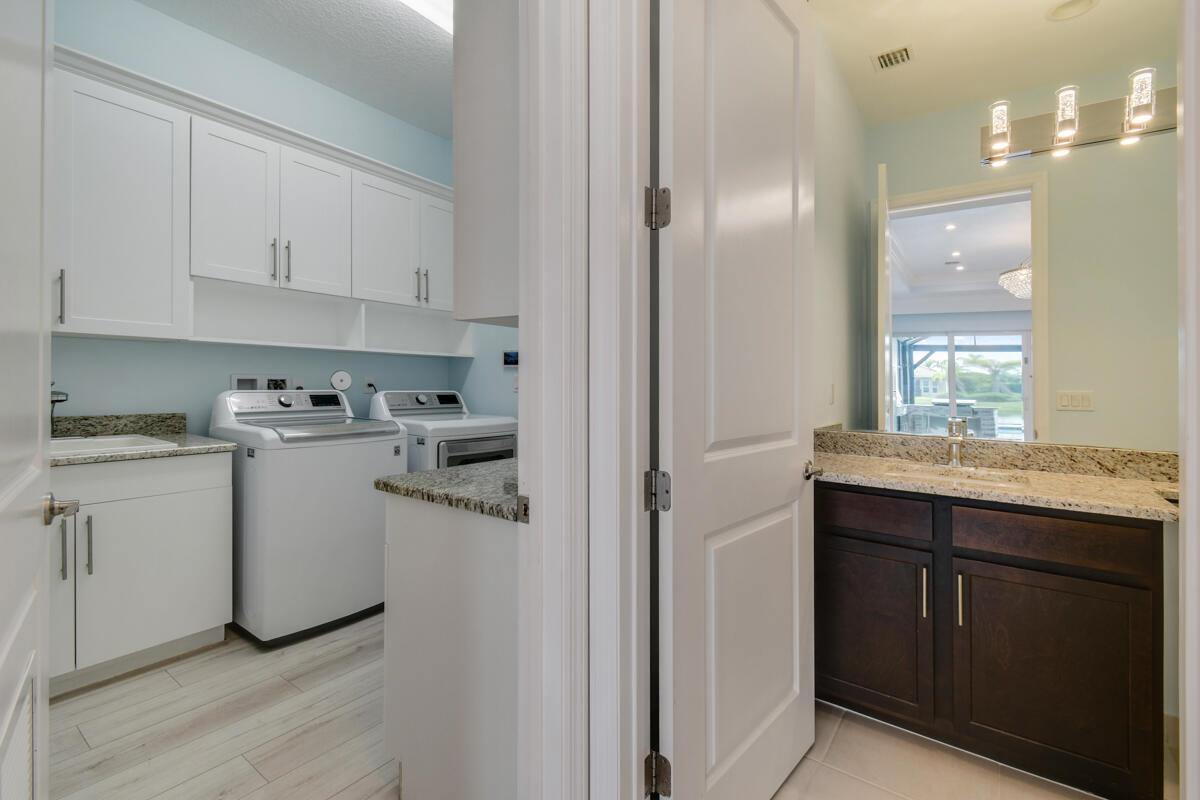 Valencia Cay - Residential