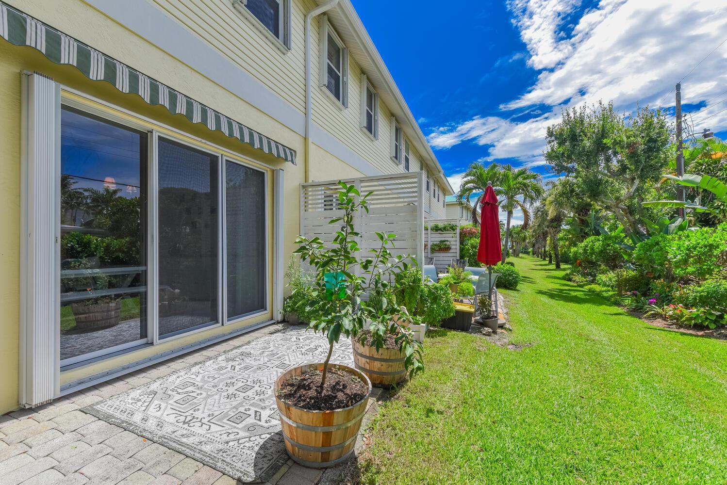 Barefoot Cove Townhomes - Residential Lease