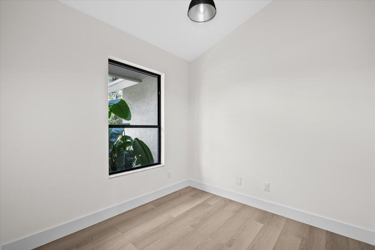 15133 87th Trail