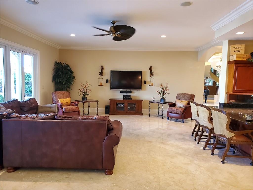 Pelican Isle 21-19 B - Residential