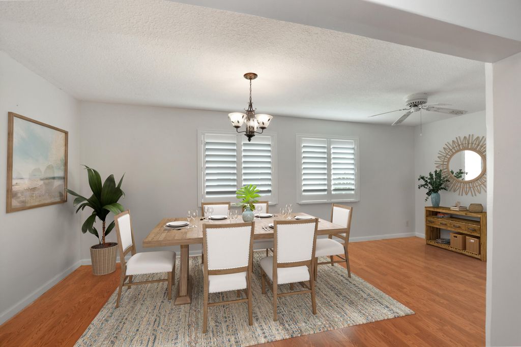 Photo of 2386 SW 9th Avenue, Boynton Beach, FL 33426 (MLS # R11002191)