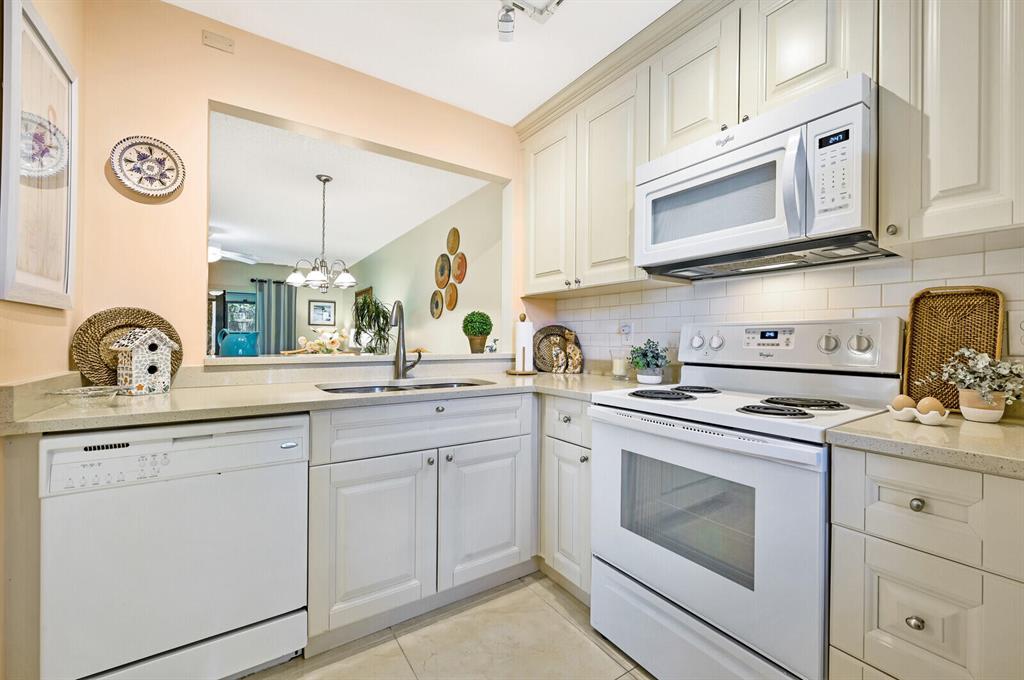 LUCERNE LAKES GOLF COLONY CONDOS 1 THRU 12 AND 14 - Residential