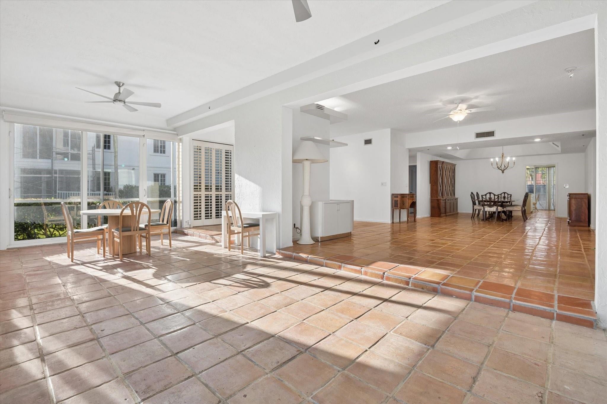 4110 W Palm Aire Drive 101B