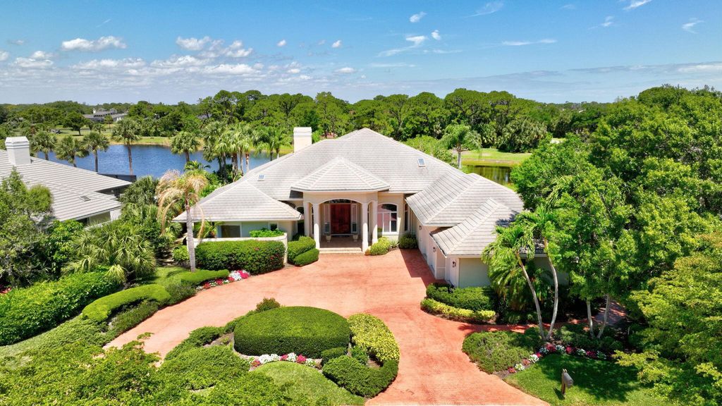 Photo of 6676 SE Barrington Drive, Stuart, FL 34997 (MLS # R10981296)