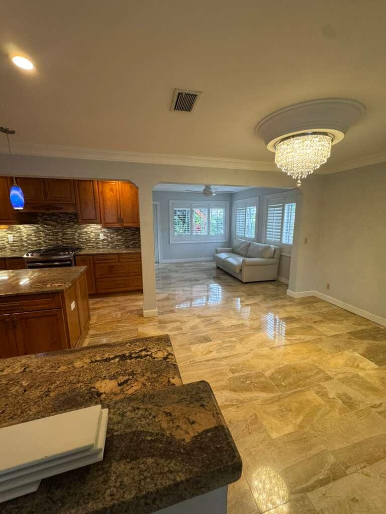 YACHT HARBOR MANOR - Residential Lease