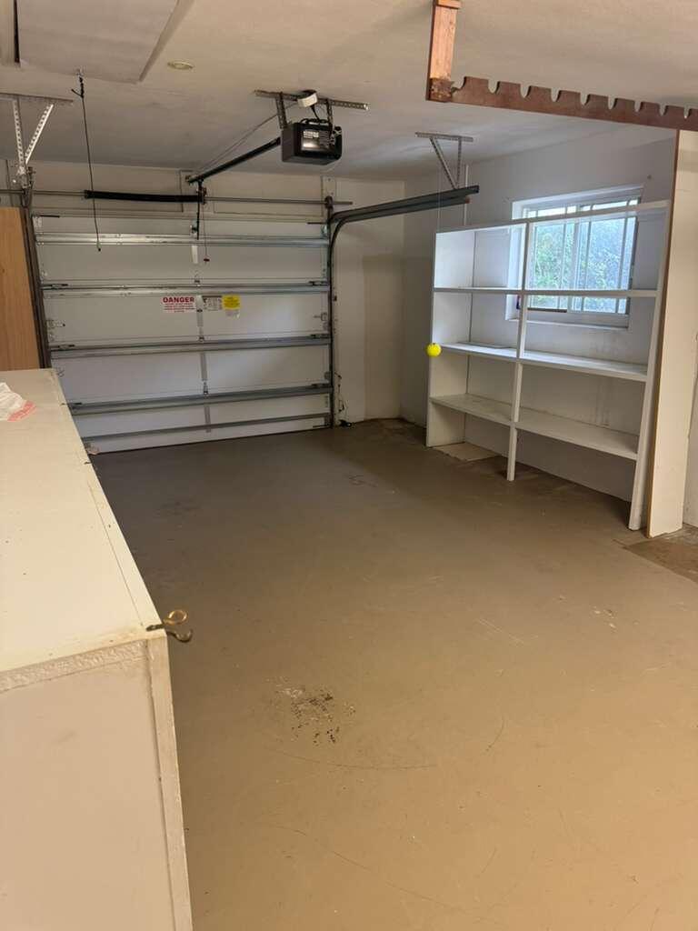 YACHT HARBOR MANOR - Residential Lease