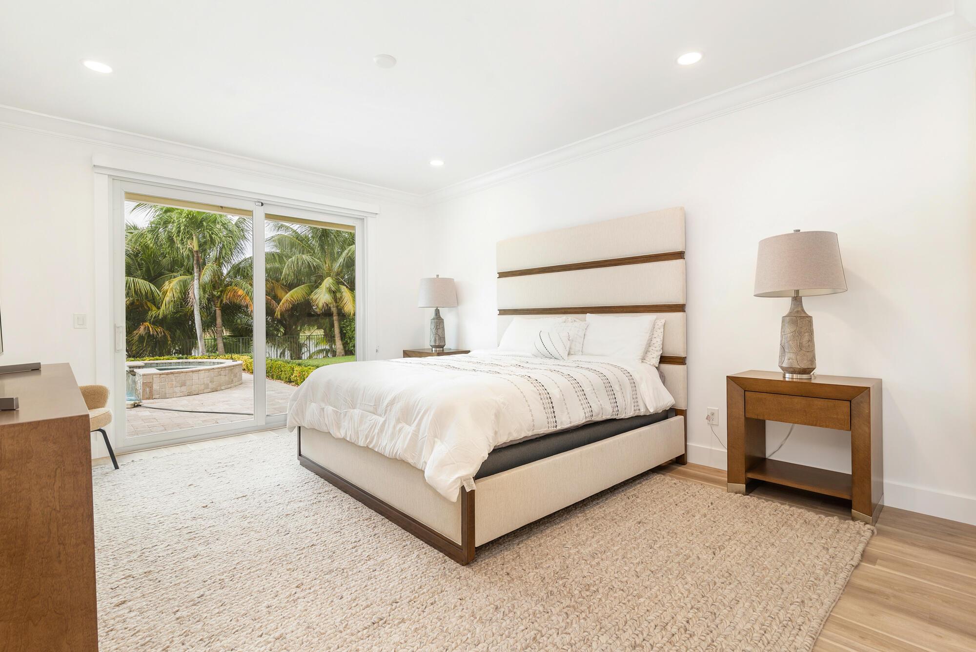 PRESIDENT COUNTRY CLUB PL - Residential