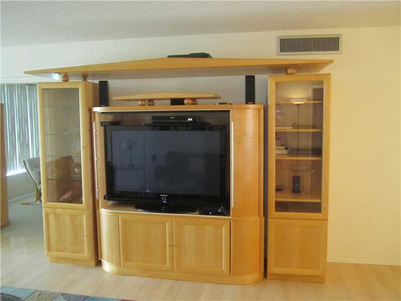 PALM AIRE C C - Residential