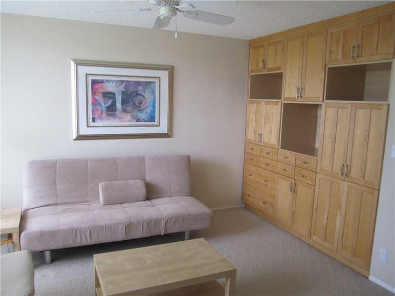 PALM AIRE C C - Residential