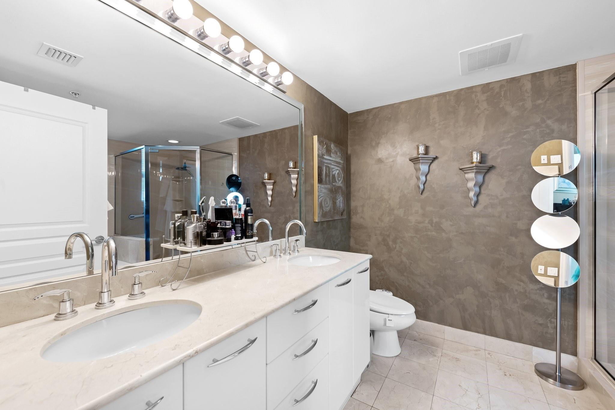 350 Las Olas Place - Residential