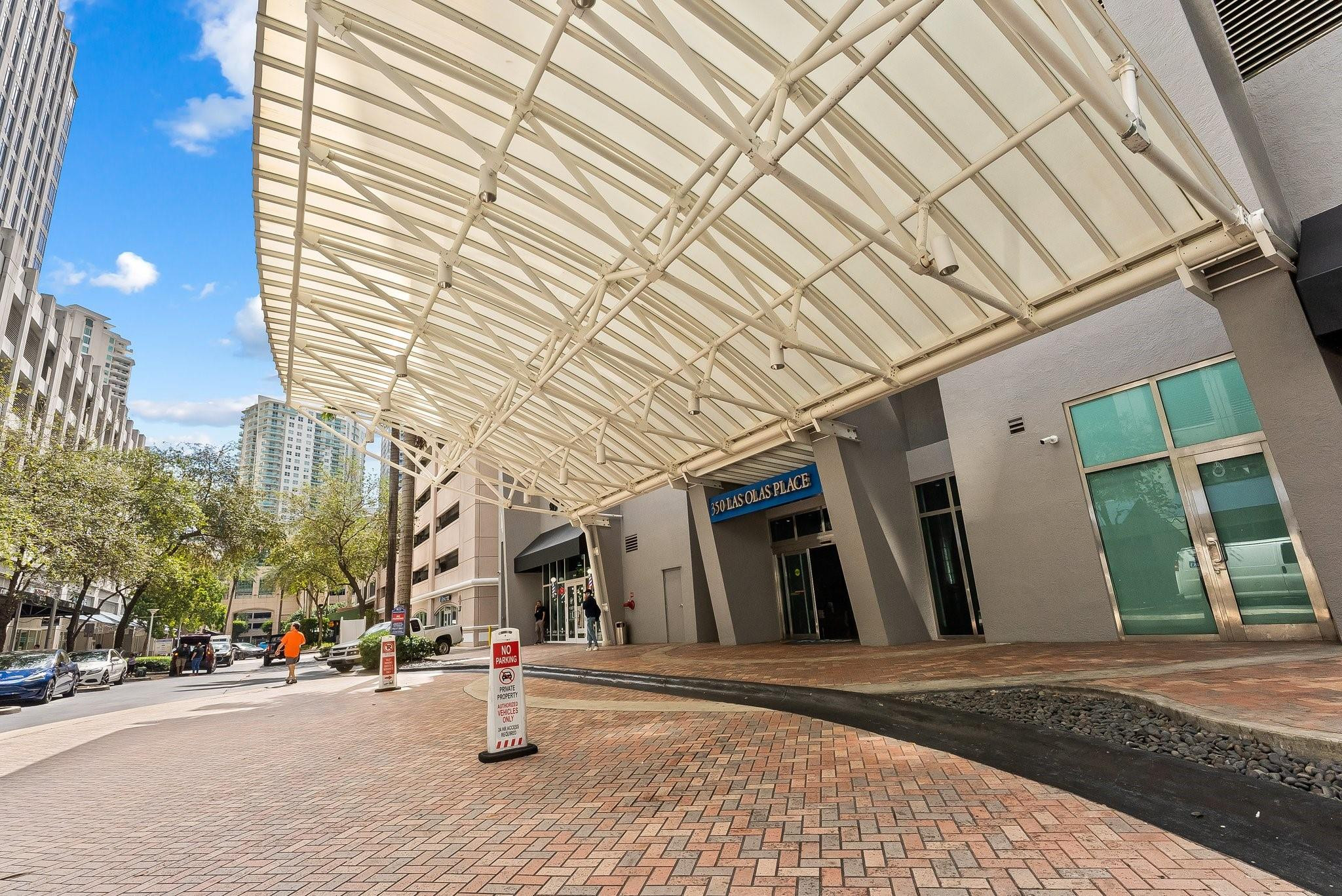 350 Las Olas Place - Residential