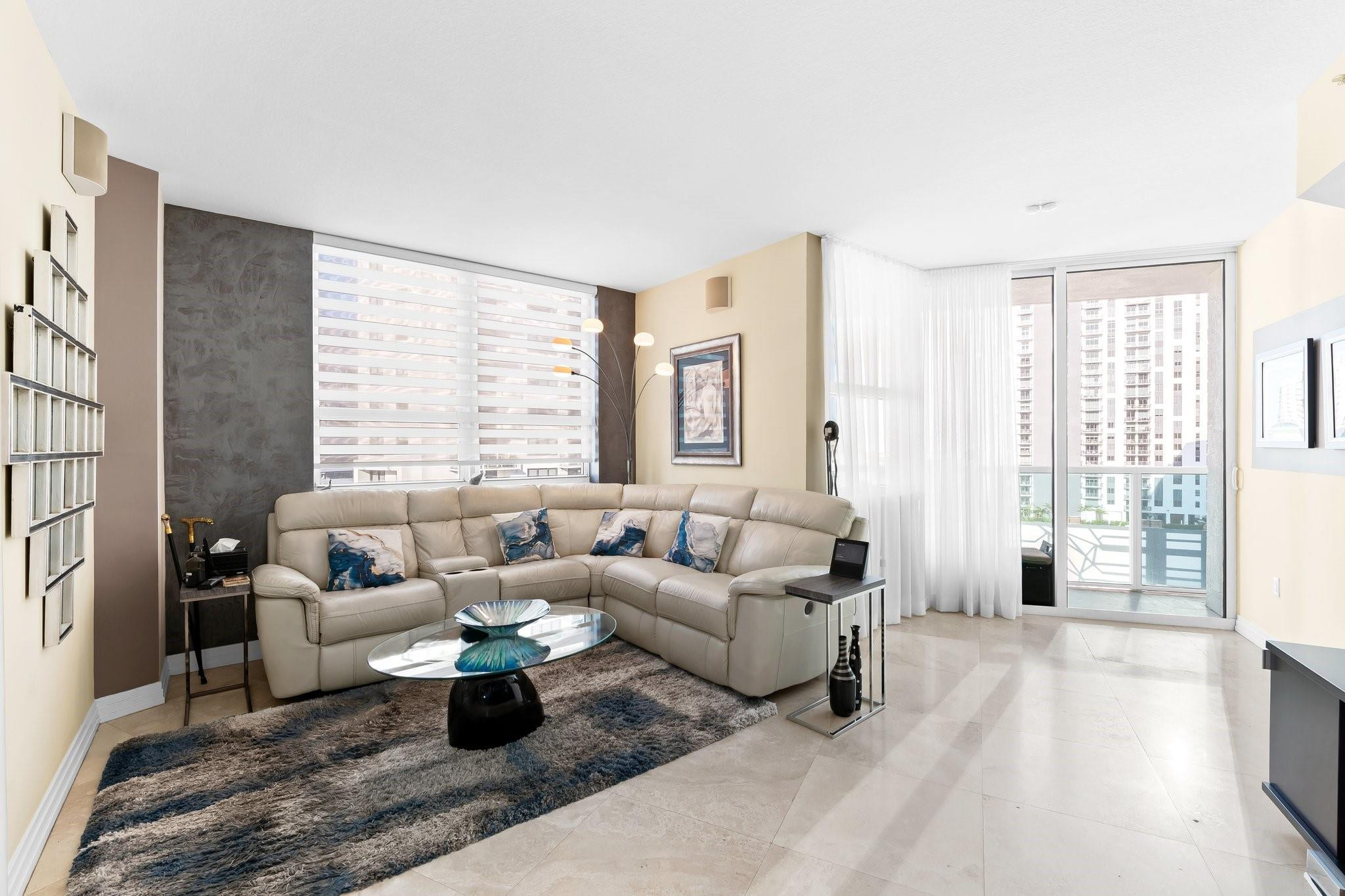 350 Las Olas Place - Residential