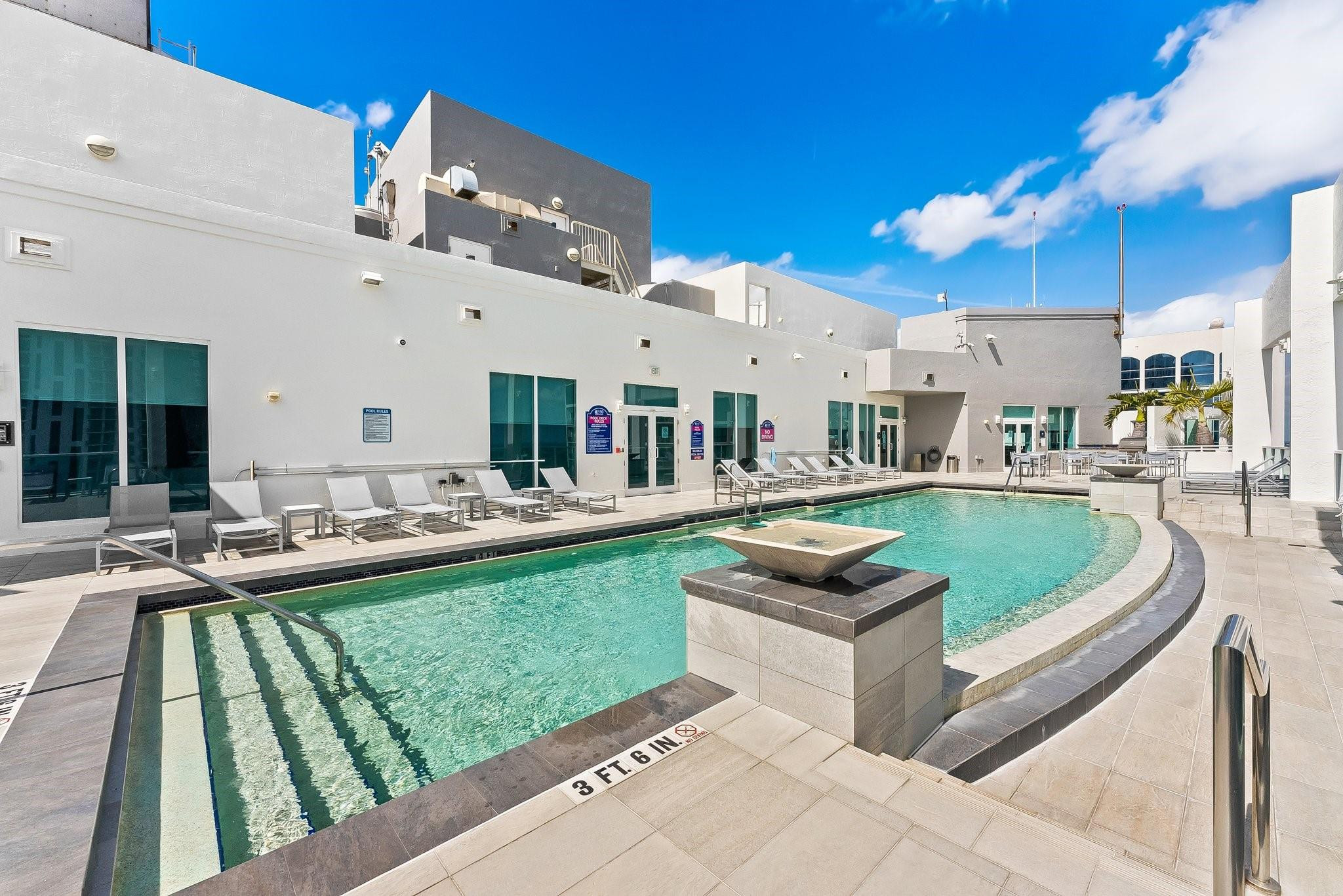350 Las Olas Place - Residential