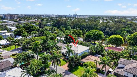 Tiny photo for 1329 SE 13th Terrace, Fort Lauderdale, FL 33316 (MLS # B26051625)