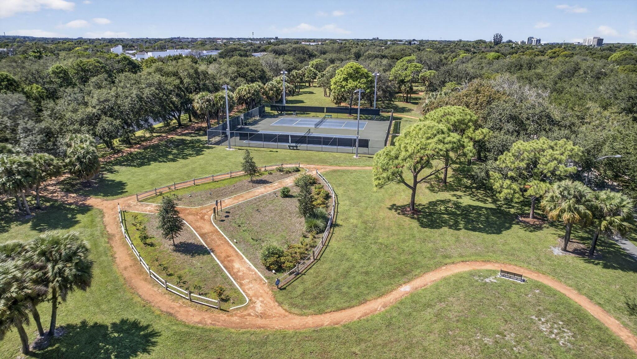 OAKS EAST 2 - Residential