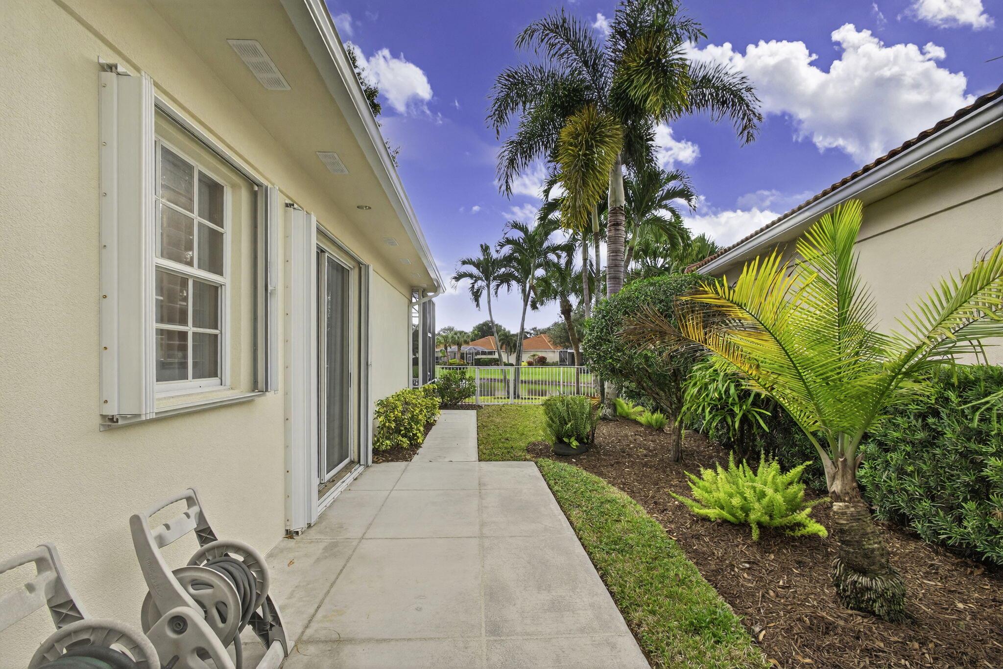 OAKS EAST 2 - Residential