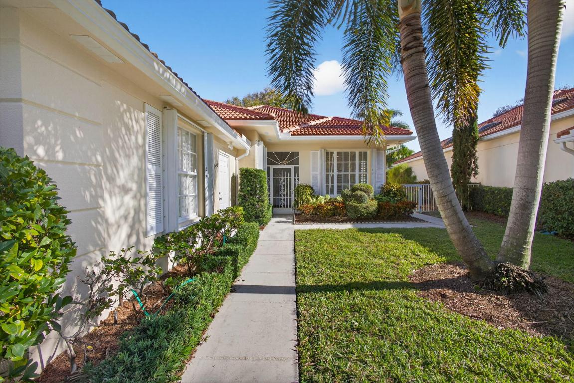 520 E Tall Oaks Drive