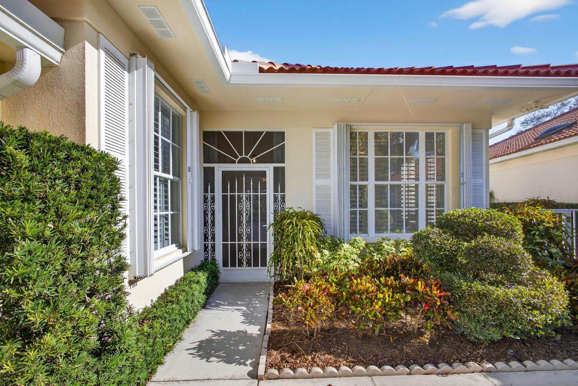 520 E Tall Oaks Drive