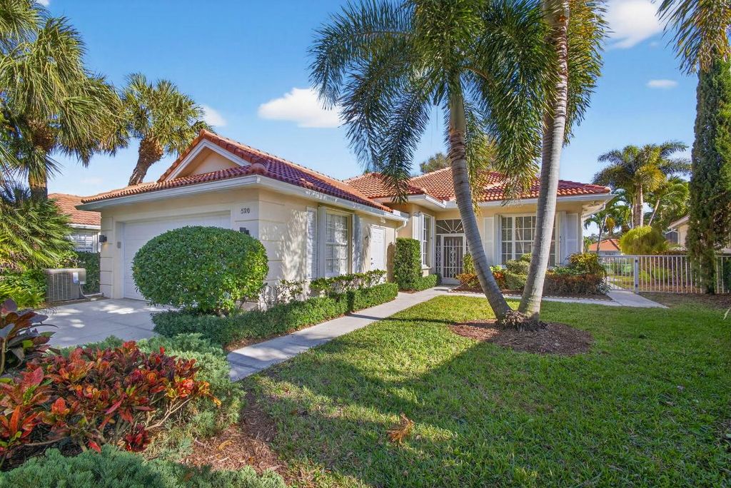 Photo of 520 E Tall Oaks Drive, Palm Beach Gardens, FL 33410 (MLS # R11145024)