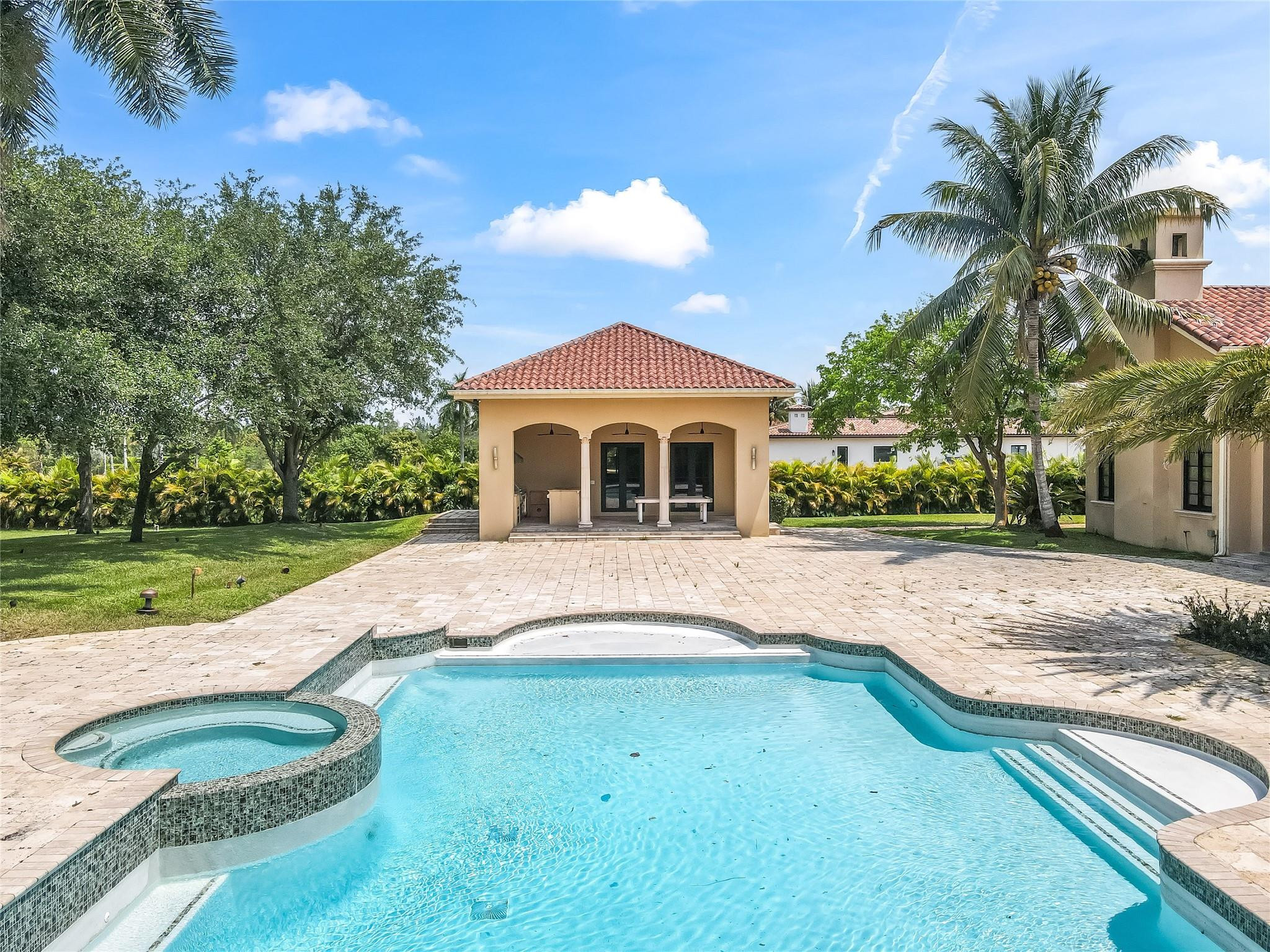 Rolling Oaks Estates Rep - Residential