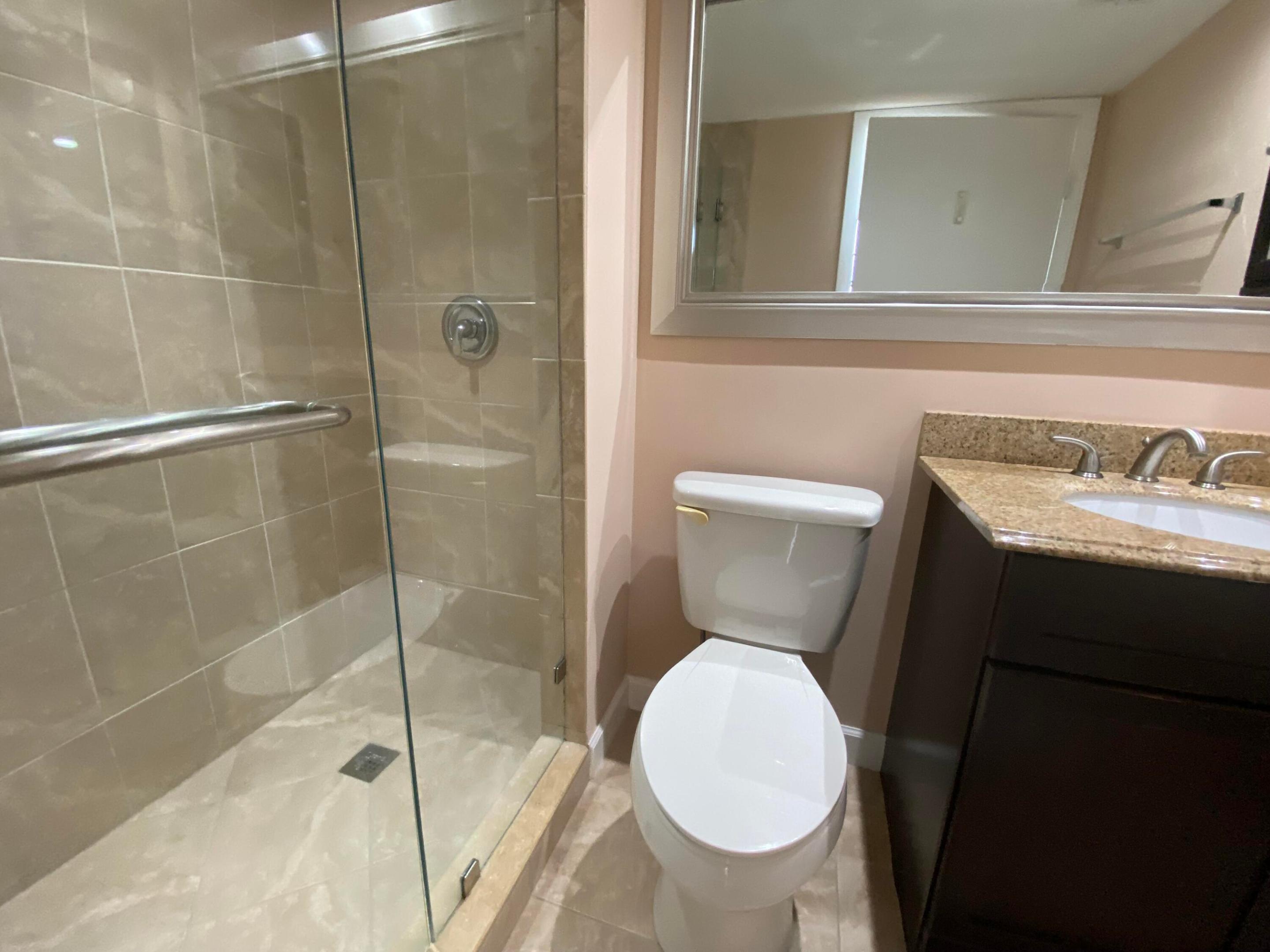 41 OF PALM SPRINGS 3 CONDO - Residential Lease