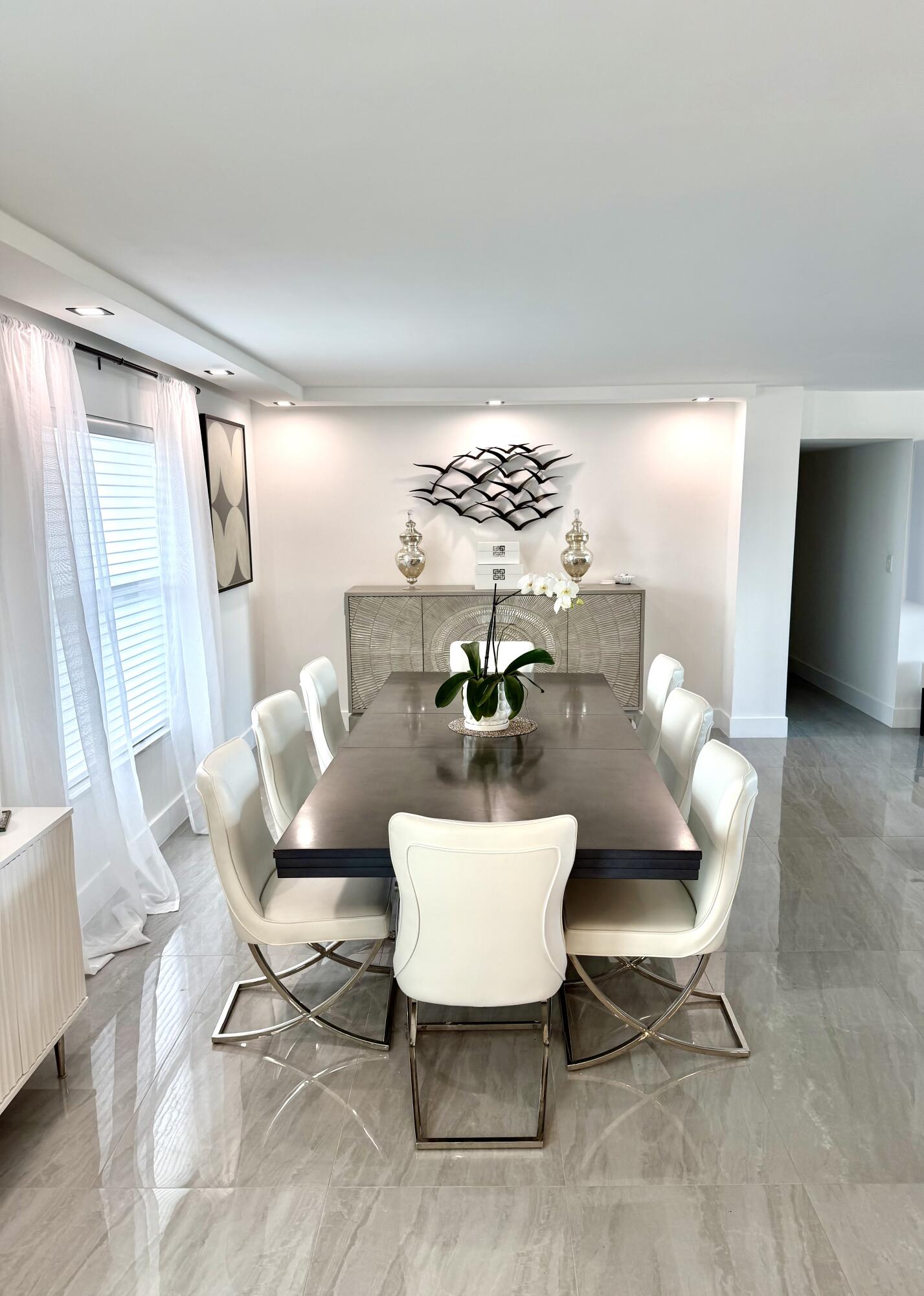 HILLSBORO LANDINGS CONDO NO TWO - Residential