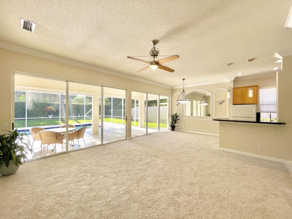 Photo of 8617 Wakefield Drive, Palm Beach Gardens, FL 33410 (MLS # R10799448)