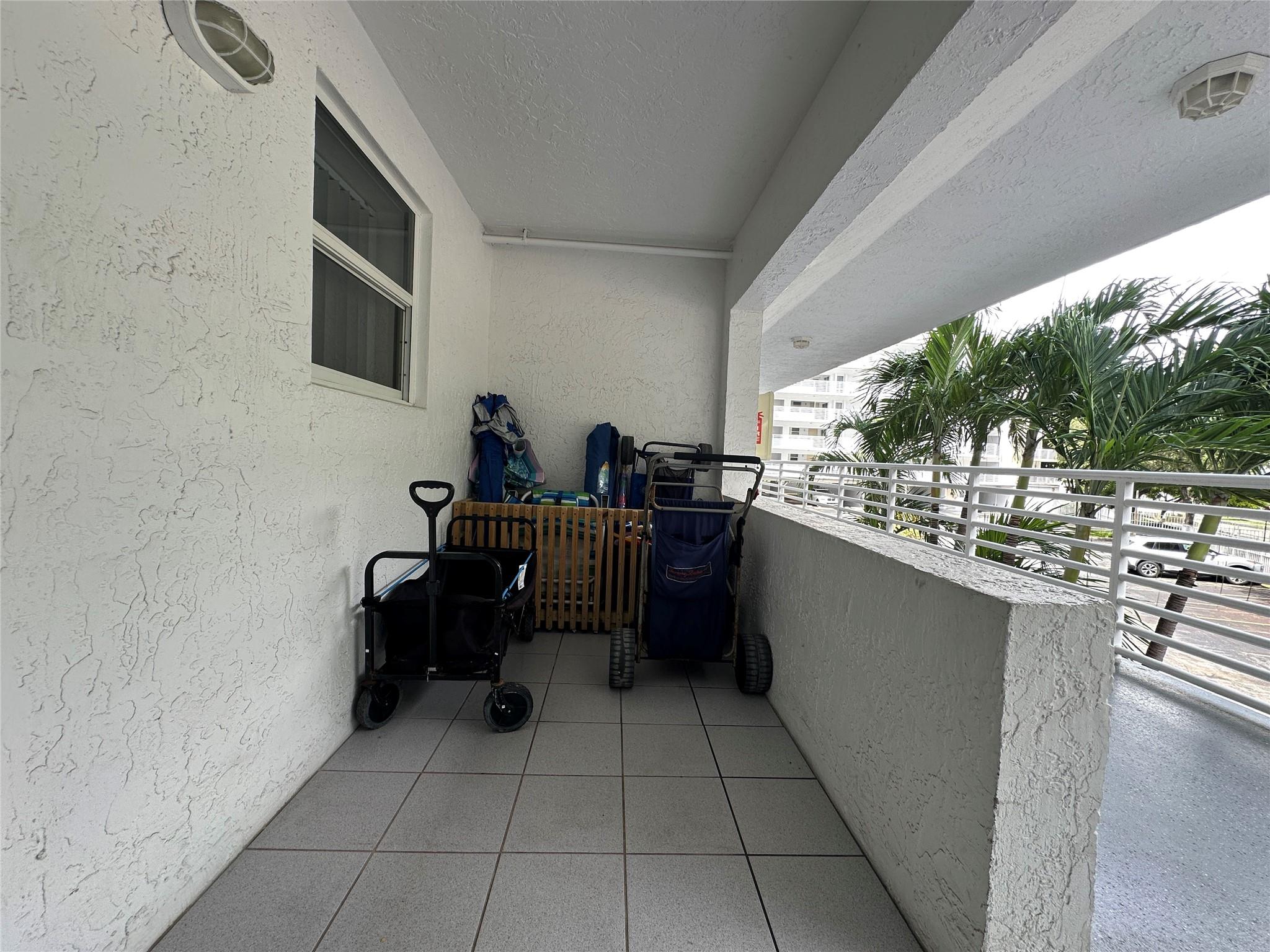 Le Frontenac Condo - Residential Lease